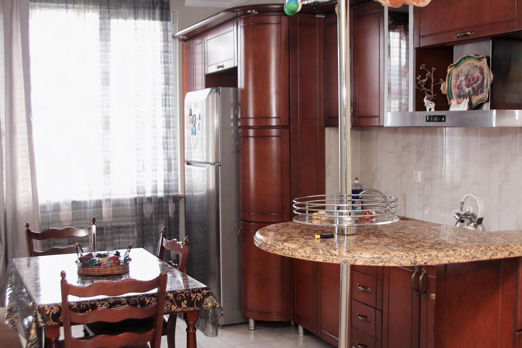 Apartment Rustaveli 57 Batoumi Extérieur photo